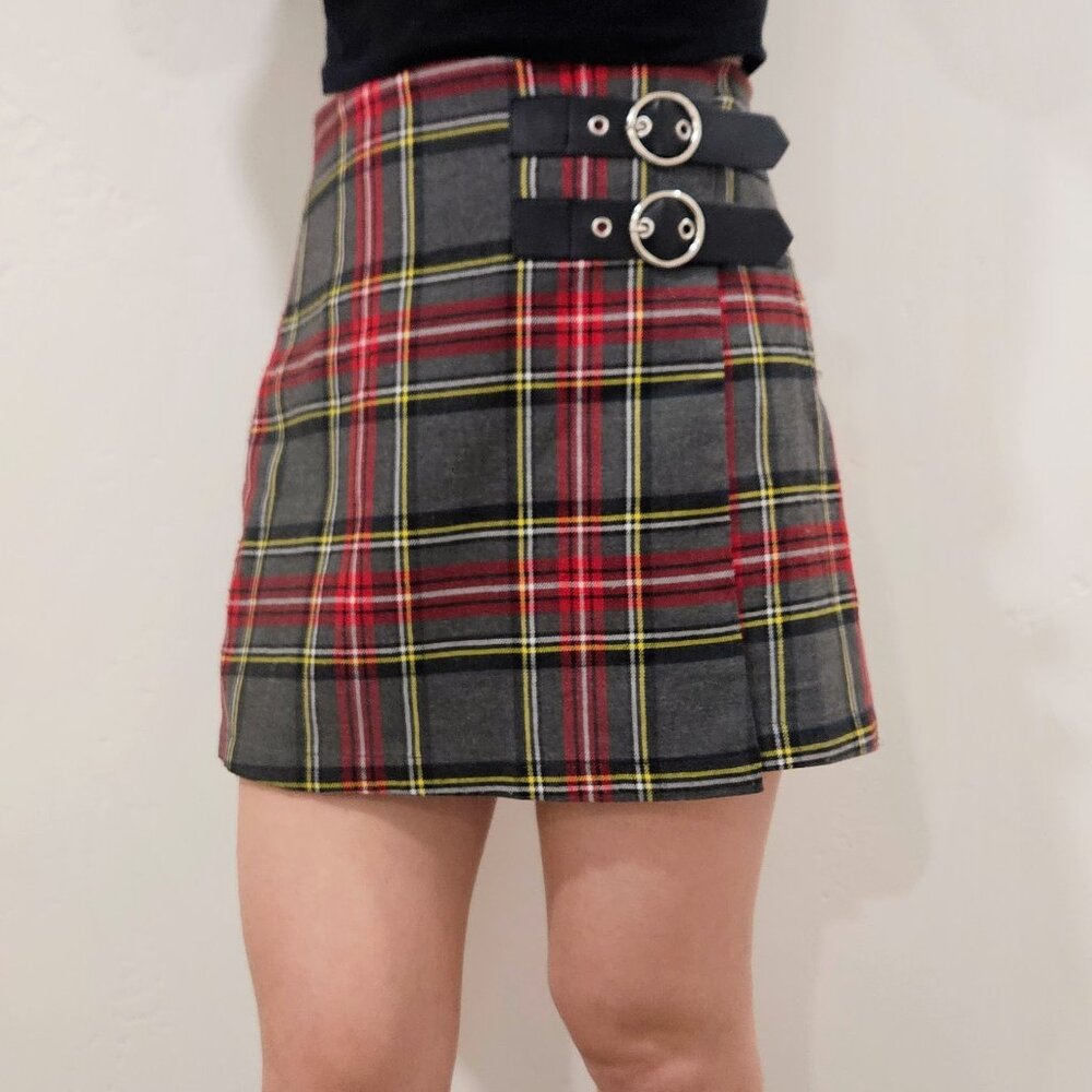 Gray Plaid Mini Skirt - Picture 3 of 8